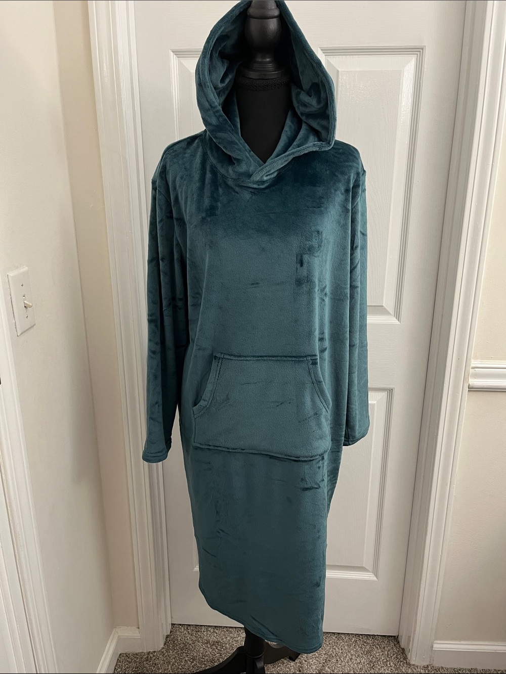 32 Degrees Plush Hooded Robe Dress in Teal
